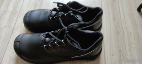 Pracovna obuv - 4