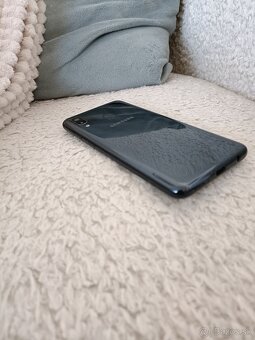 Samsung Galaxy A20e - 4
