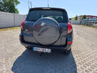 Toyota RAV4 2.2D 4x4 - 4