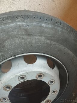 Predám gumy 315/70 - 4