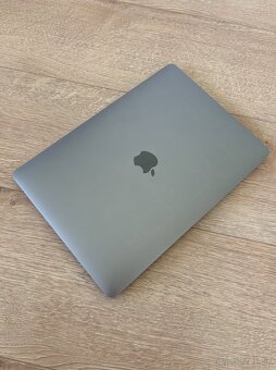 MacBook PRO 2019 13" CTO - 16GB RAM, 512GB SSD - TOP STAV - 4