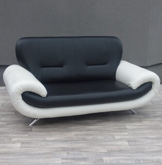 Pohovka dizajnová. - 4