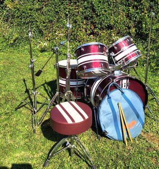 Kompletná bicia súprava Mapex červenéj farby+ príslušenstvo - 4
