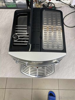Delonghi Magnifica - 4
