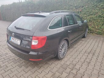 Škoda Superb - 4