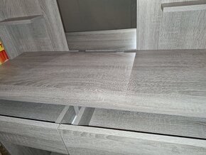 Kozmeticky stolik - 4