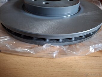 Predám predné brzdové kotúče pre Opel Astra H, J - 4