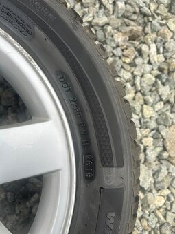 BMW elektróny na zimných pneu - 4