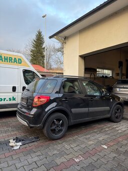 Suzuki SX4 - 4