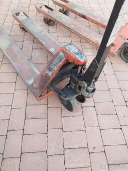 Predám paletovy vozík - 4