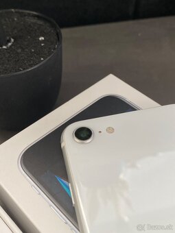 iPhone SE 2020 64GB – biely - 4