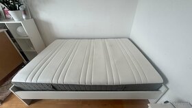 Predám posteľ Ikea Malm 140x200 a Hovåg matrac - 4