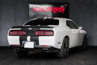 Dodge Challenger 3.6 V6 4x4 - 4