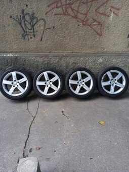 Elektrony 17" - 4
