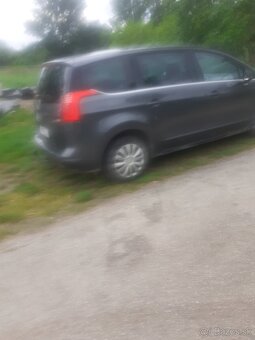 Peugeot 5008 - 4