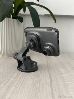 Autokamera Navitel RE5 DUAL GPS - 4