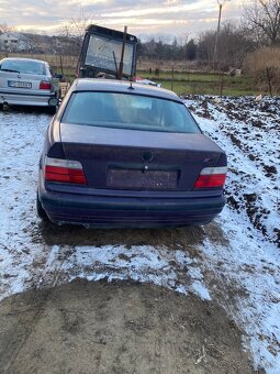 BMW e36 325i 141kw - 4
