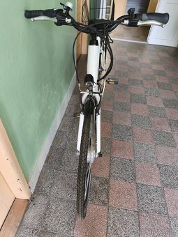 Predám dámsky elektrický bicykel - 4