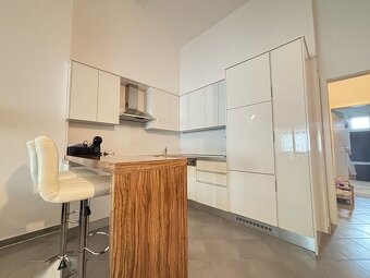 3-izbový zariadený apartmán blízko pláže, Novalja/Chorvátsko - 4