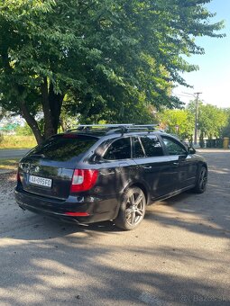 Škoda Superb Combi 2.0 TDI DSG - 4