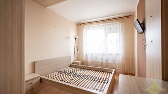 REZERVOVANÉ - Na predaj, 3 izbový byt, sídl. Drieňová, Bansk - 4