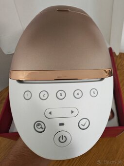 Philips Lumea Series 9000 IPL depilátor v top stave - 4