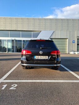 Volkswagen Passat Variant 2.0 TDI Highline DSG - 4