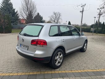 VOLKSWAGEN TOUAREG - 4
