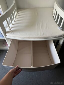 Prebaľovací pult Stokke - 4