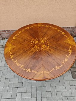 Jedálensky stôl - 4