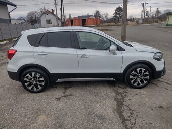 Predám Suzuki SX4 S Cross 1.4 benzin 103kw,  24000 km - 4