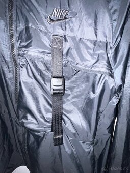 Nike prechodná tenká bunda - 4