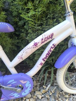 Pekný dievčenský bicykel - 4