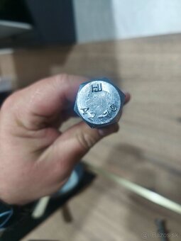 Skrutka šesťhranná závit M14/170mm stúpanie 2.0 - 4