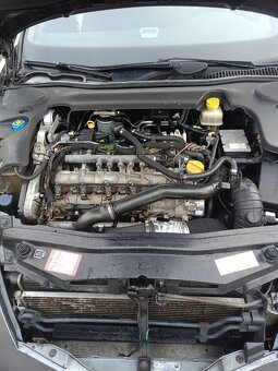 Lancia Thesis 2.4 jtd 2003 - 4