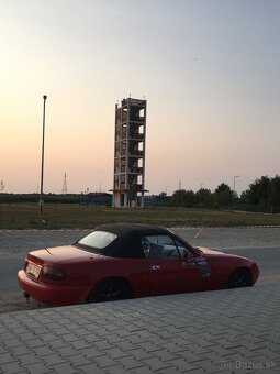Mazda mx-5 NA - 4