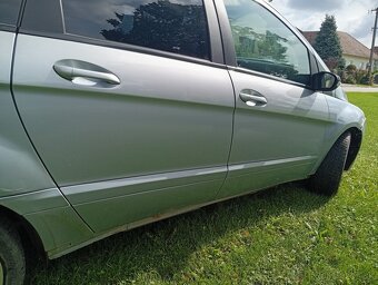 Predám Mercedes B180 - 4