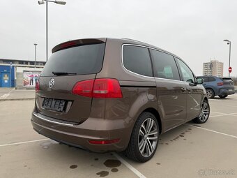 Volkswagen Sharan 2.0 TDI DSG Highline - 4