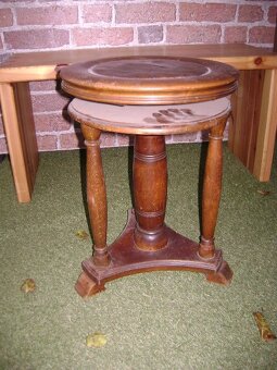 Klavirne stolicky - 4