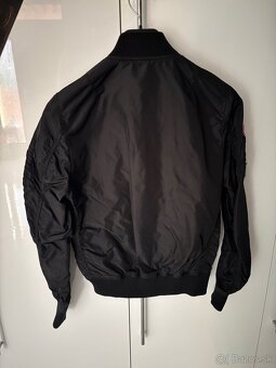 Bunda Alpha Industries - 4