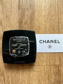 Zrkadlo s púzdrom na púder Chanel - 4