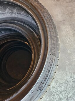 225/40 R18 - 4