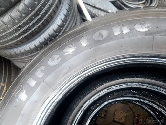 225/65r17 - 4