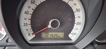 Predam Kia Ceed SW 1,4l Benzin - 4