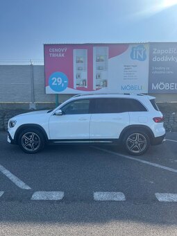 Mercedes GLB - 4