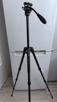 Predám statív Vanguard VEO 2 204AB s v hlavou Ulanzi U-199 - 4
