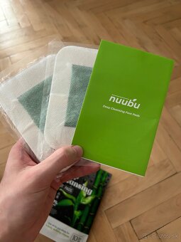 Detoxikačné náplaste na chodidlá Nuubu – 10 ks, nové - 4