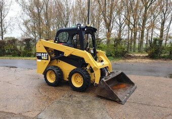 šmykový nakladač•Caterpillar 236 D•73HP-3,1t-1200mth• - 4