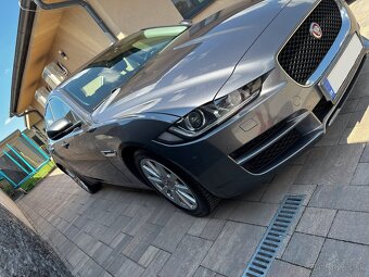 Jaguar XE 2.0 I4D 180k Prestige AT - 4