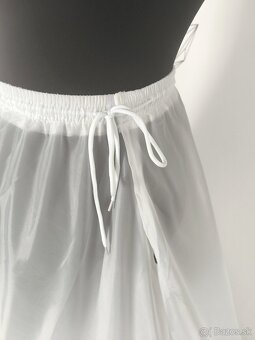 Nová spodnička pod svadobné šaty s vlečkou - 4